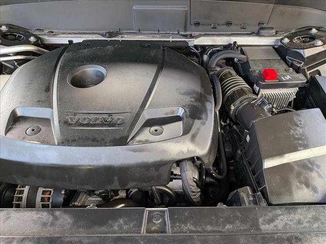 Used 2017 Volvo XC90 T6 Momentum w/ Vision Package image 22