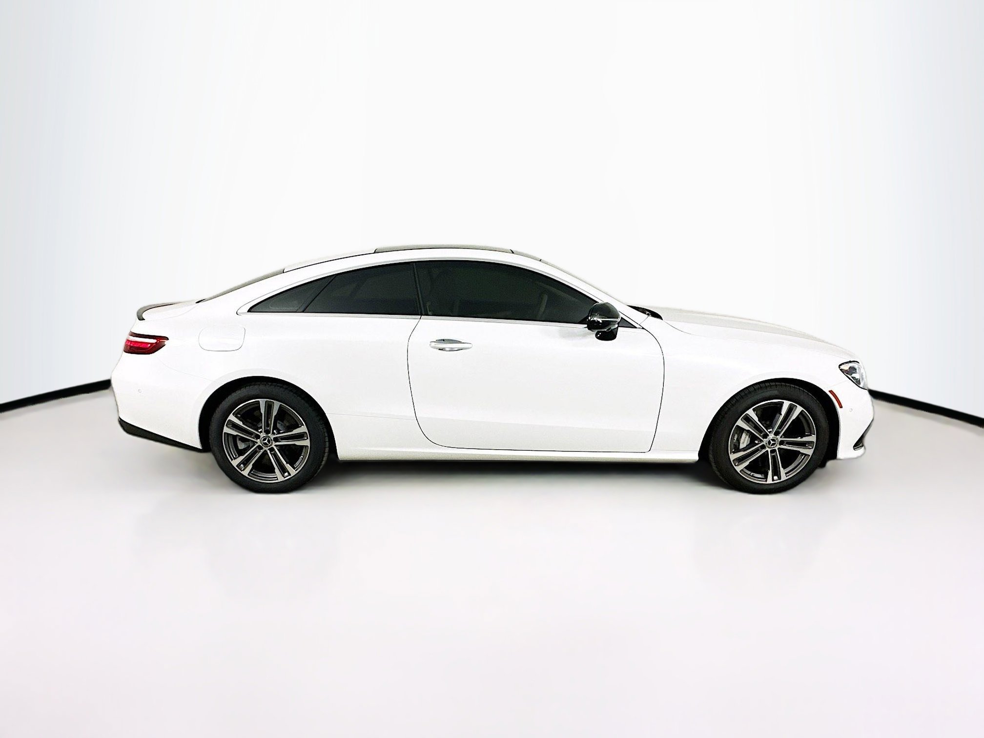 Used 2023 Mercedes-Benz E 450 4MATIC Coupe image 8