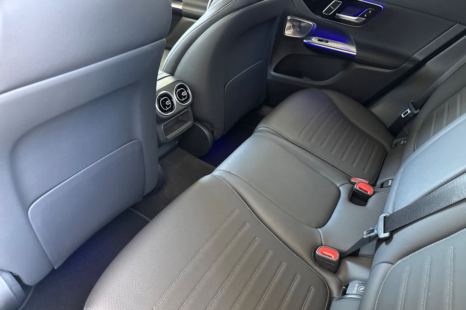 Certified 2026 Mercedes-Benz GLC 300 image 11