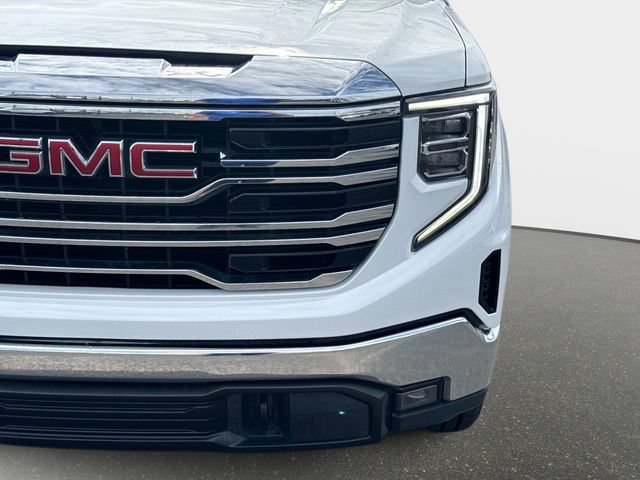 Used 2023 GMC Sierra 1500 SLT w/ SLT Premium Package AWD/4WD image 9