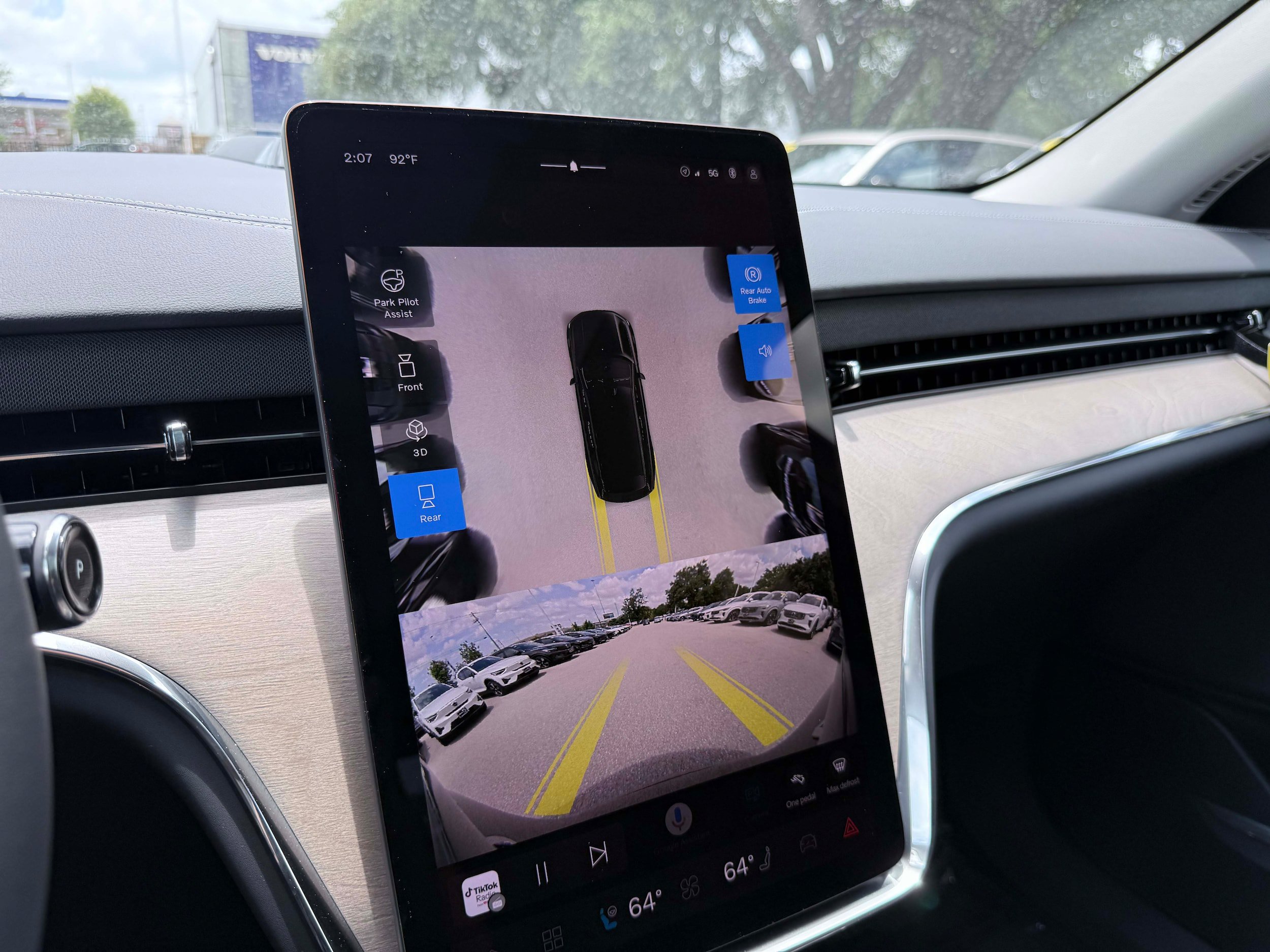New 2026 Volvo EX90 Plus AWD/4WD image 21
