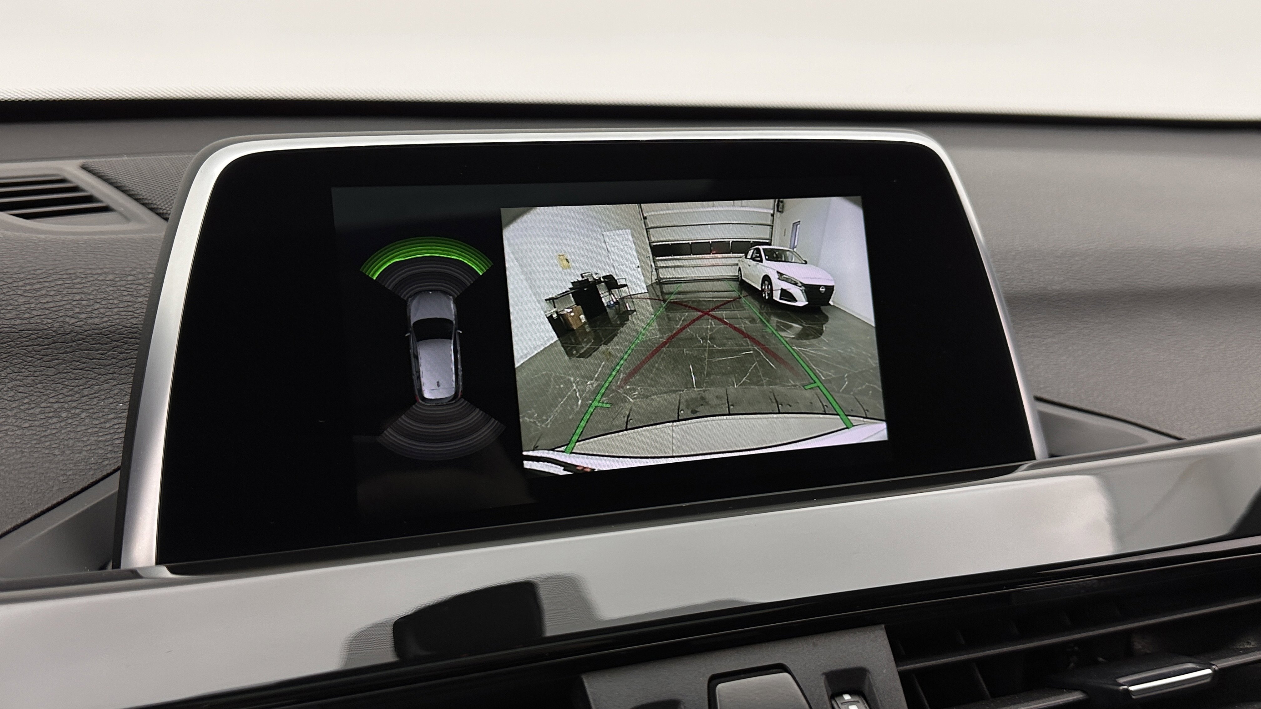 Used 2018 BMW X1 xDrive28i AWD/4WD image 23