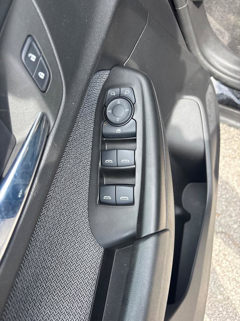 Used 2023 Chevrolet TrailBlazer LS FWD image 16