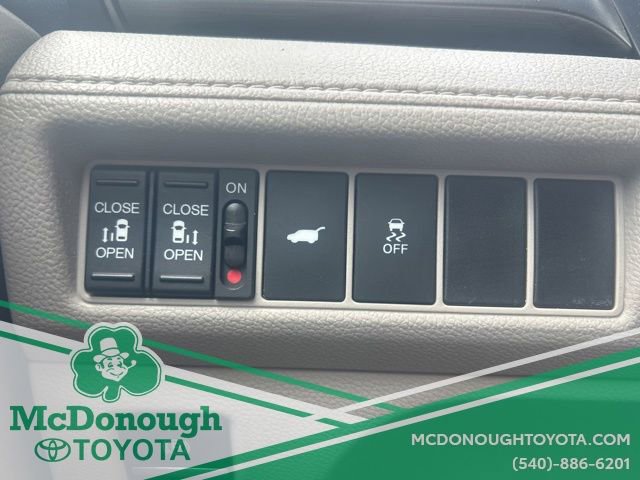 Used 2025 Honda Odyssey EX-L image 18
