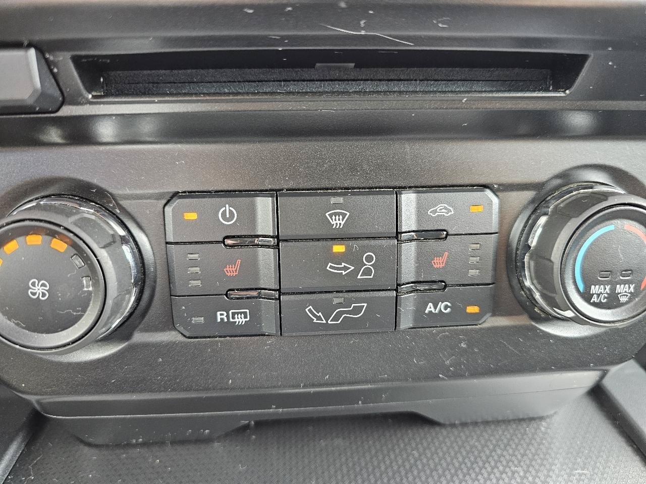 Used 2017 Ford F150 XLT w/ Equipment Group 302A Luxury AWD/4WD image 60