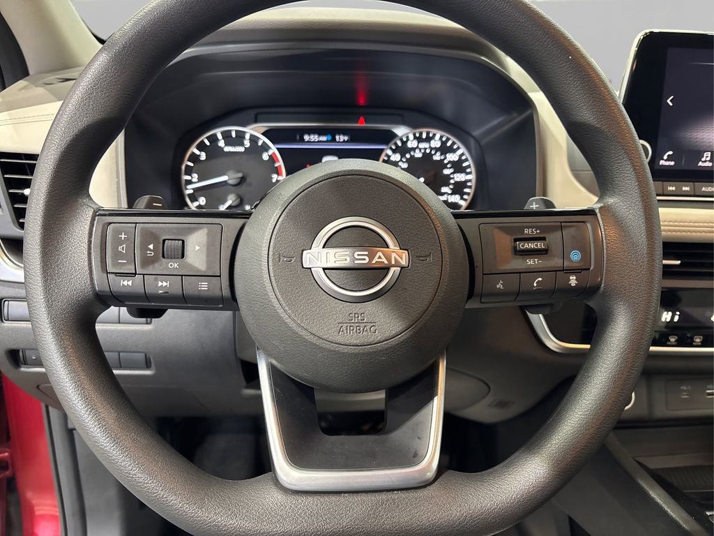 Used 2023 Nissan Rogue SV image 23