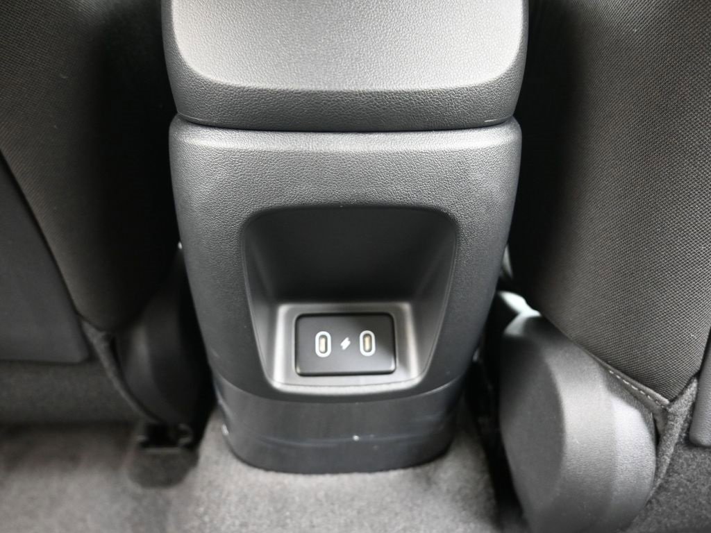 New 2026 Hyundai Elantra SEL Sport image 17