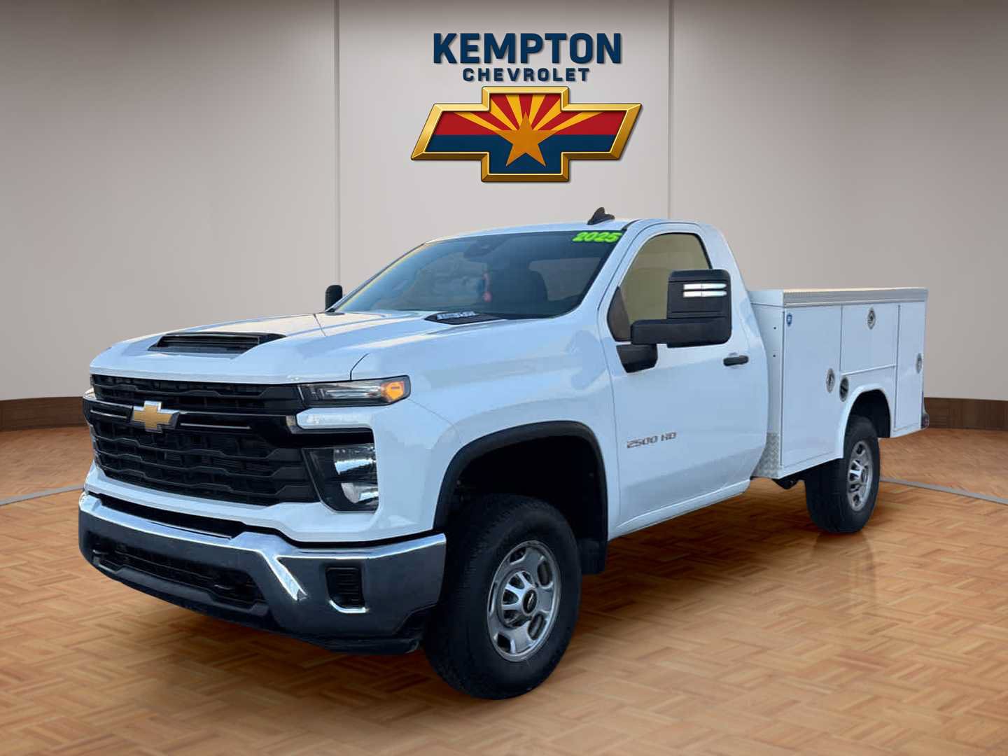 Used 2025 Chevrolet Silverado 2500 W/T RWD image 2