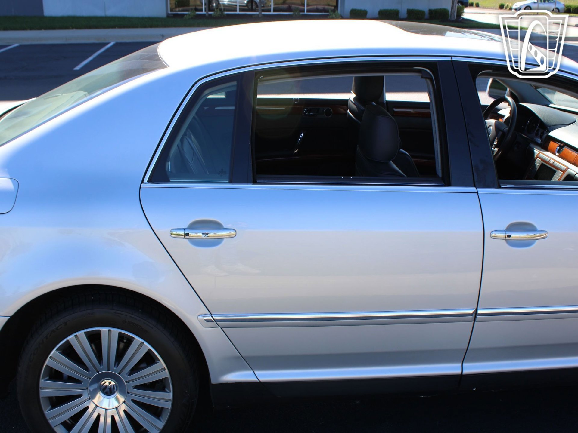 Used 2006 Volkswagen Phaeton V8 image 32
