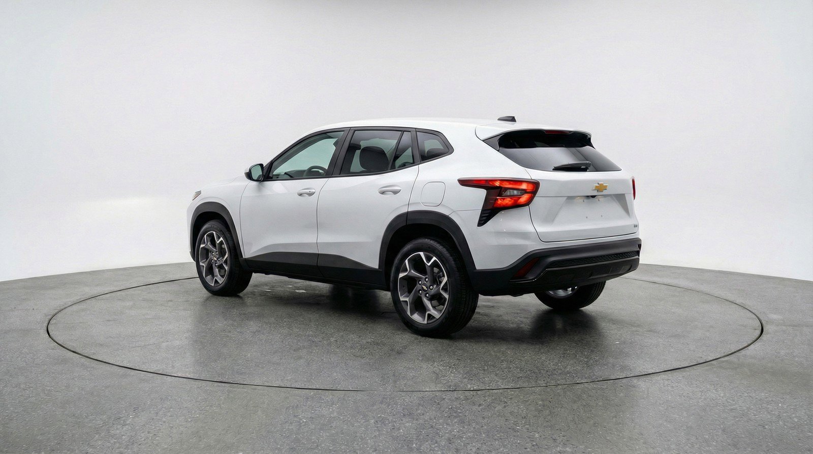 Used 2025 Chevrolet Trax LT w/ LT Convenience Package image 6