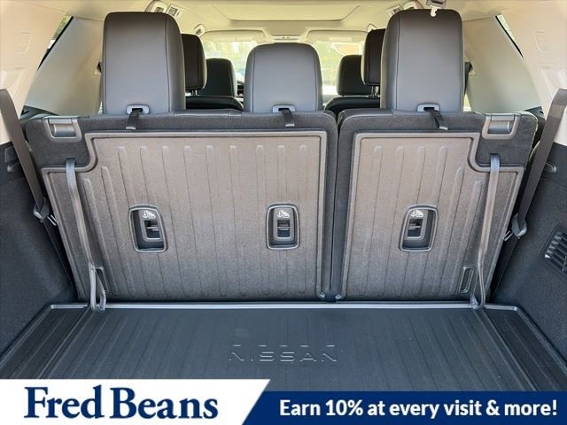 New 2026 Nissan Pathfinder Platinum image 14