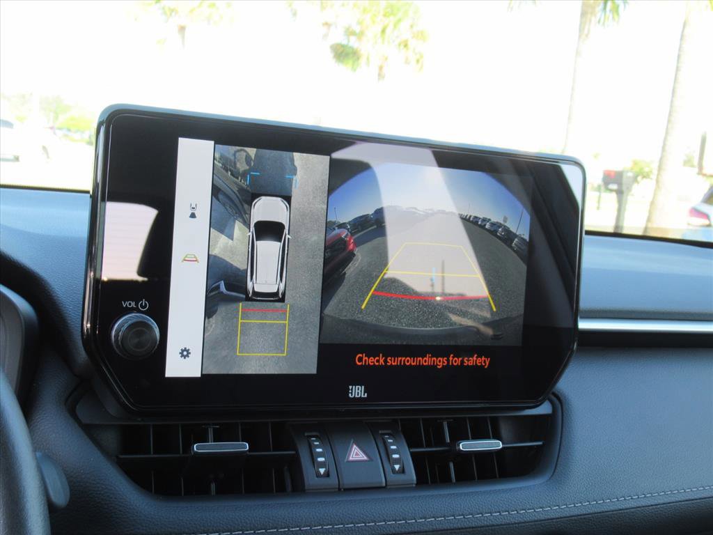 Used 2024 Toyota RAV4 Limited image 24