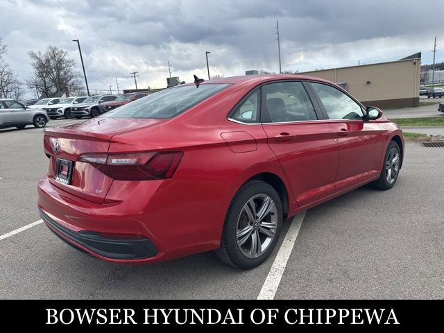 Used 2023 Volkswagen Jetta SE image 7