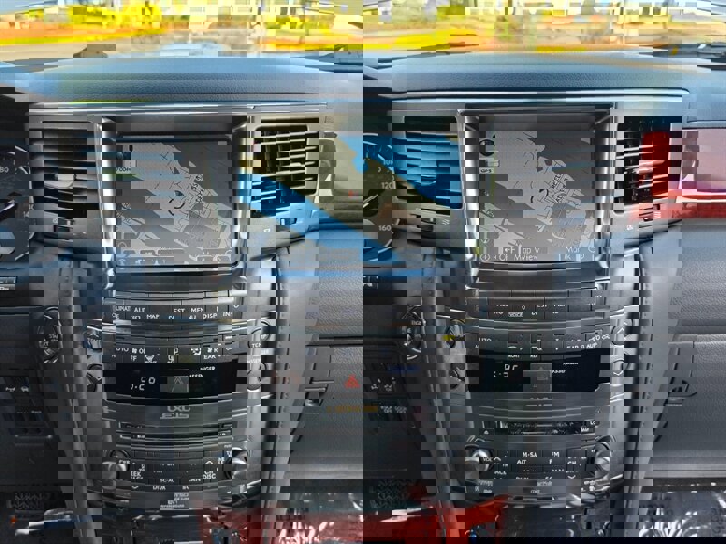 Used 2009 Lexus LX 570 4WD image 20