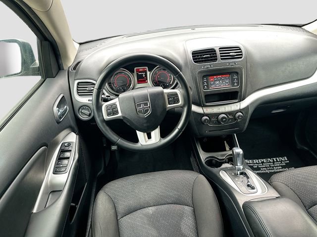 Used 2018 Dodge Journey SE image 22