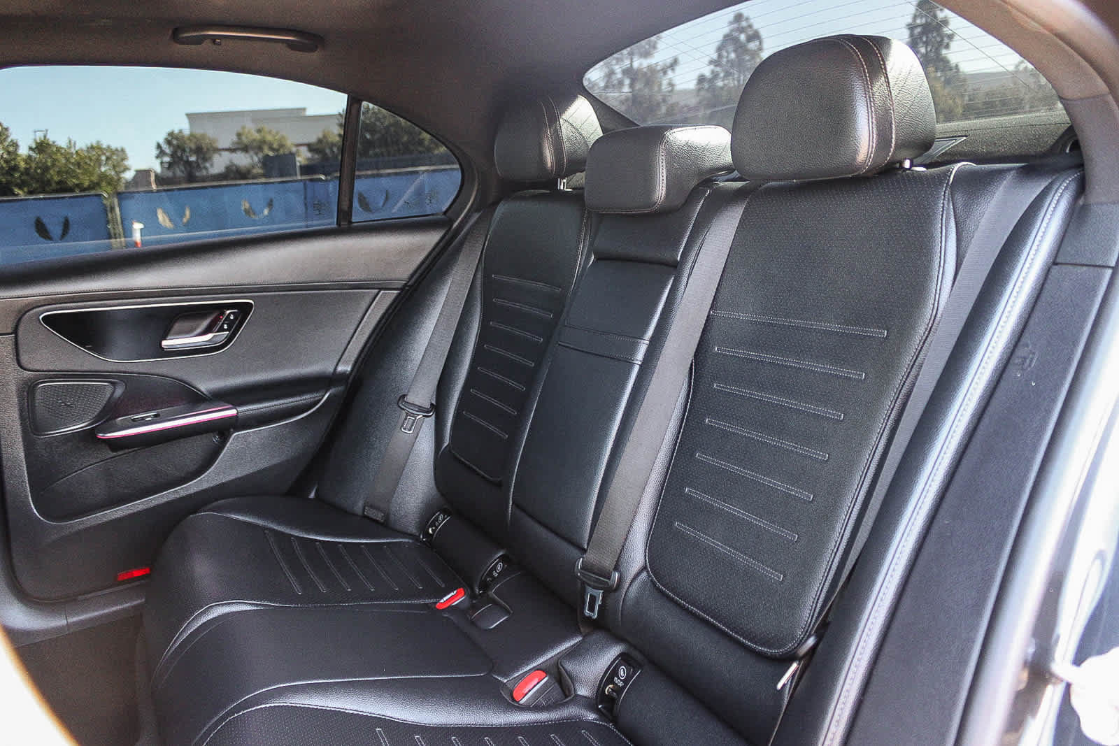Used 2023 Mercedes-Benz C 300 Sedan image 18