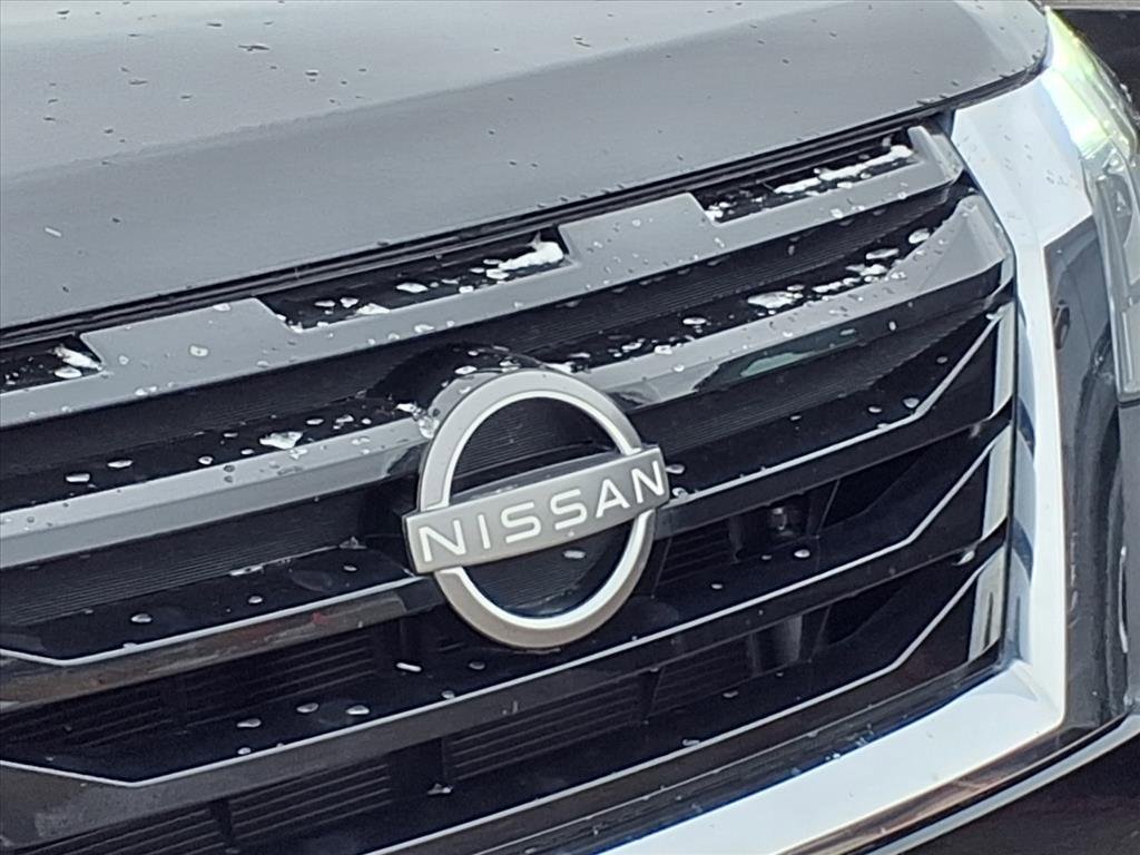 Used 2024 Nissan Pathfinder SV image 48