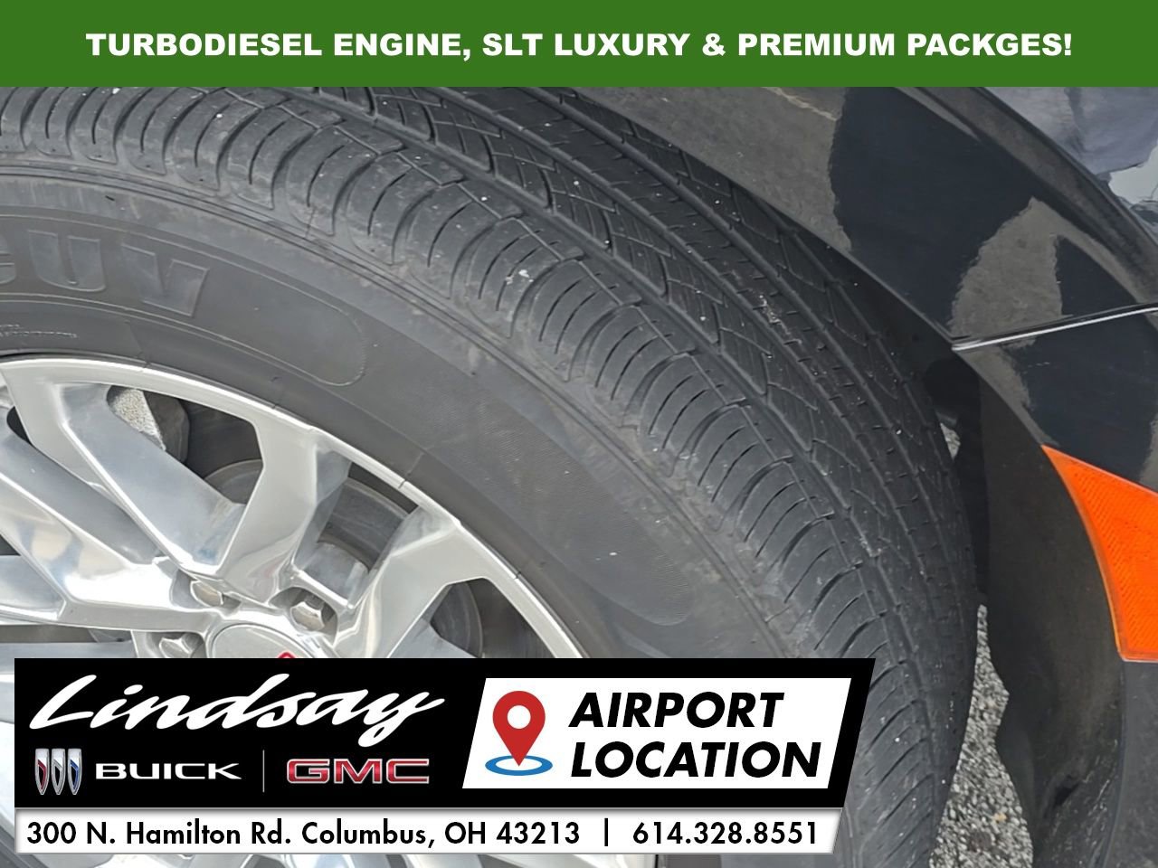 Used 2023 GMC Yukon XL SLT w/ SLT Premium Package image 14