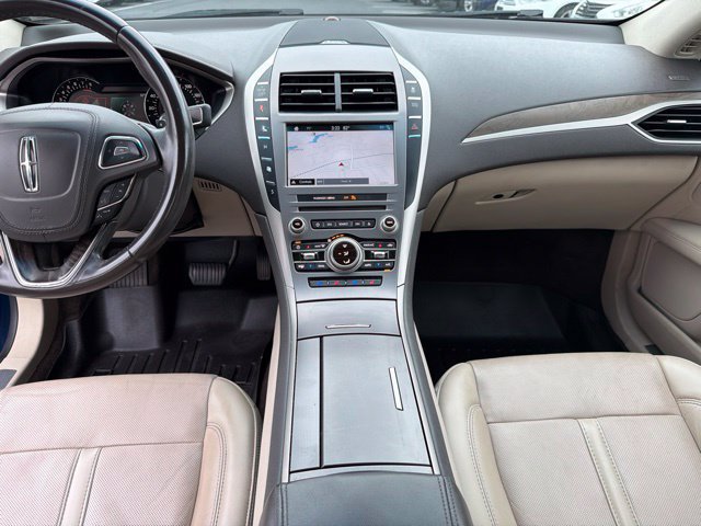 Used 2018 Lincoln MKZ Reserve FWD image 16