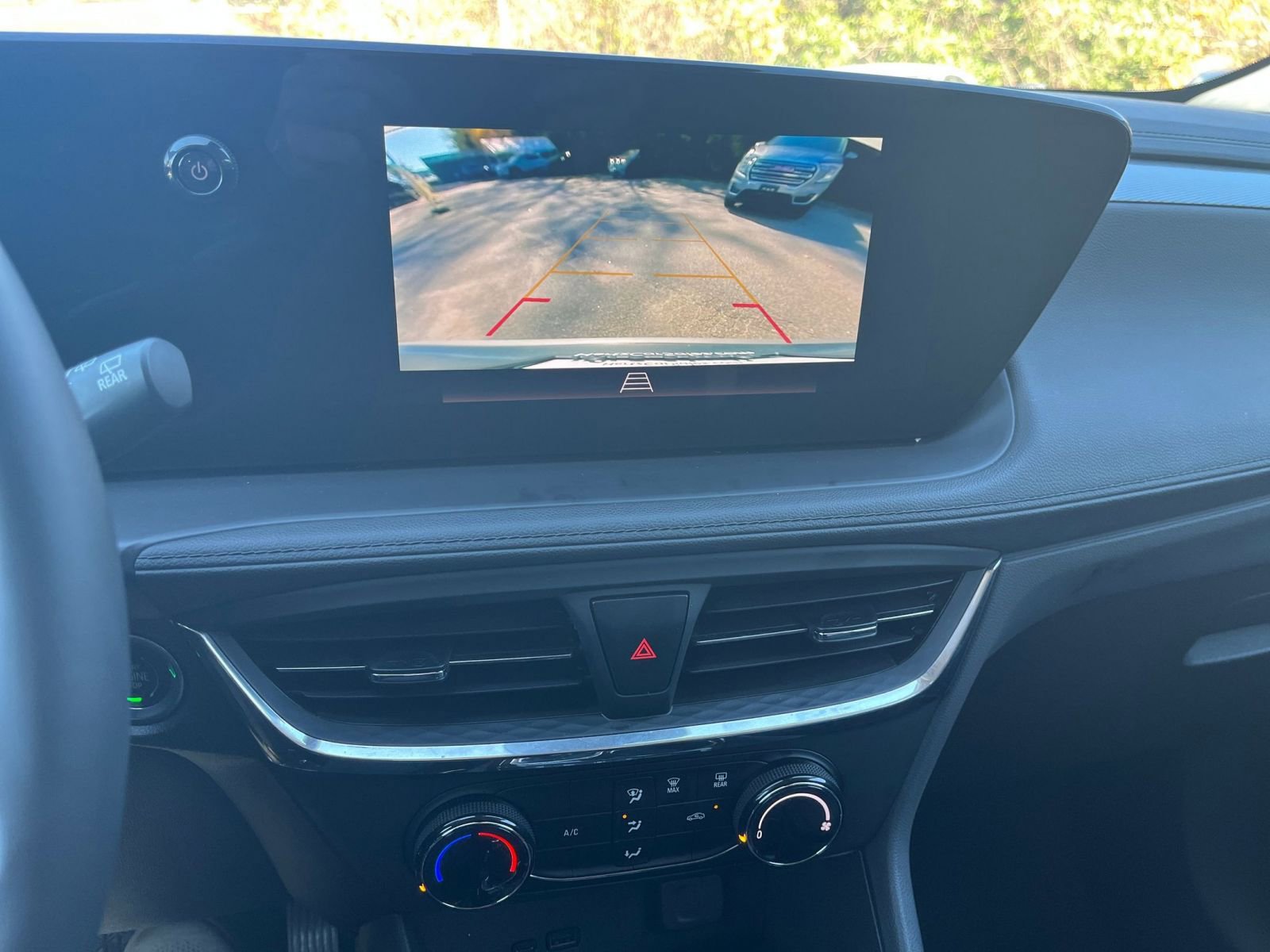 Used 2025 Buick Encore GX Preferred image 17