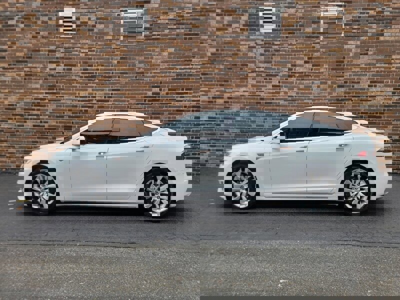 Used 2016 Tesla Model S image 6