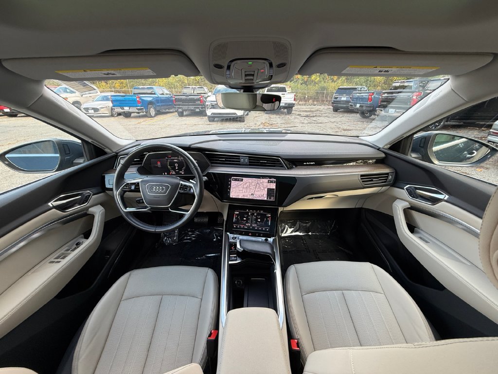 Used 2024 Audi Q8 e-tron Premium Plus w/ Premium Plus Package AWD/4WD image 22