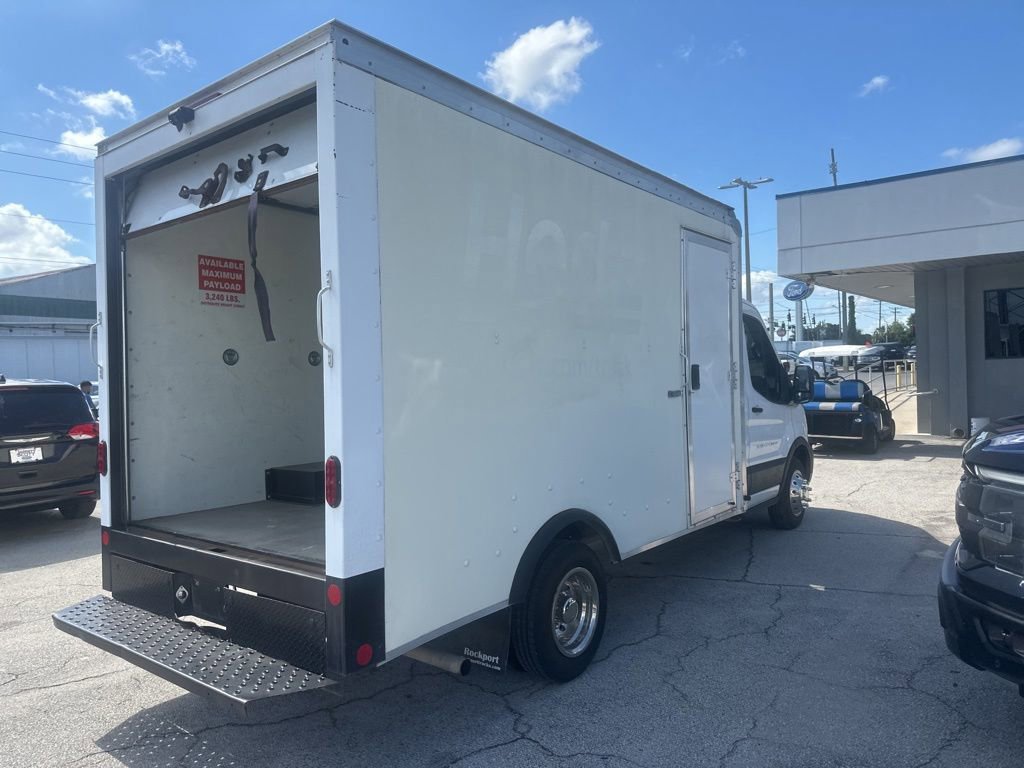 Used 2022 Ford Transit 350 DRW RWD image 7