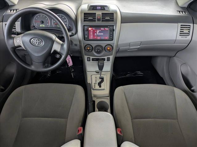 Used 2013 Toyota Corolla LE FWD image 16