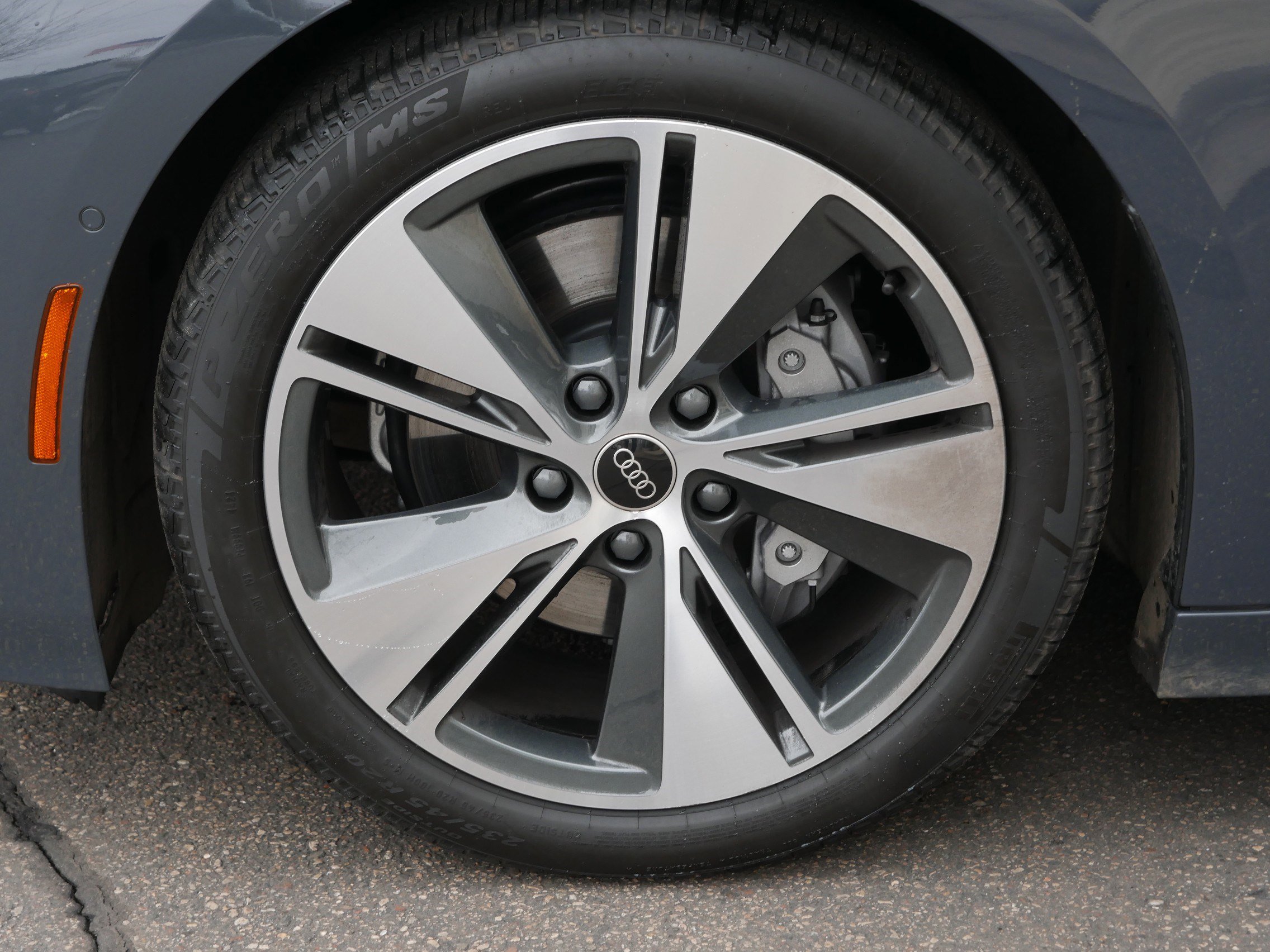 Used 2025 Audi A6 e-tron Prestige w/ Beige Warm Weather Package image 15