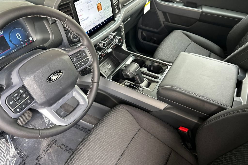 New 2025 Ford F150 XLT w/ Equipment Group 302A MID image 8