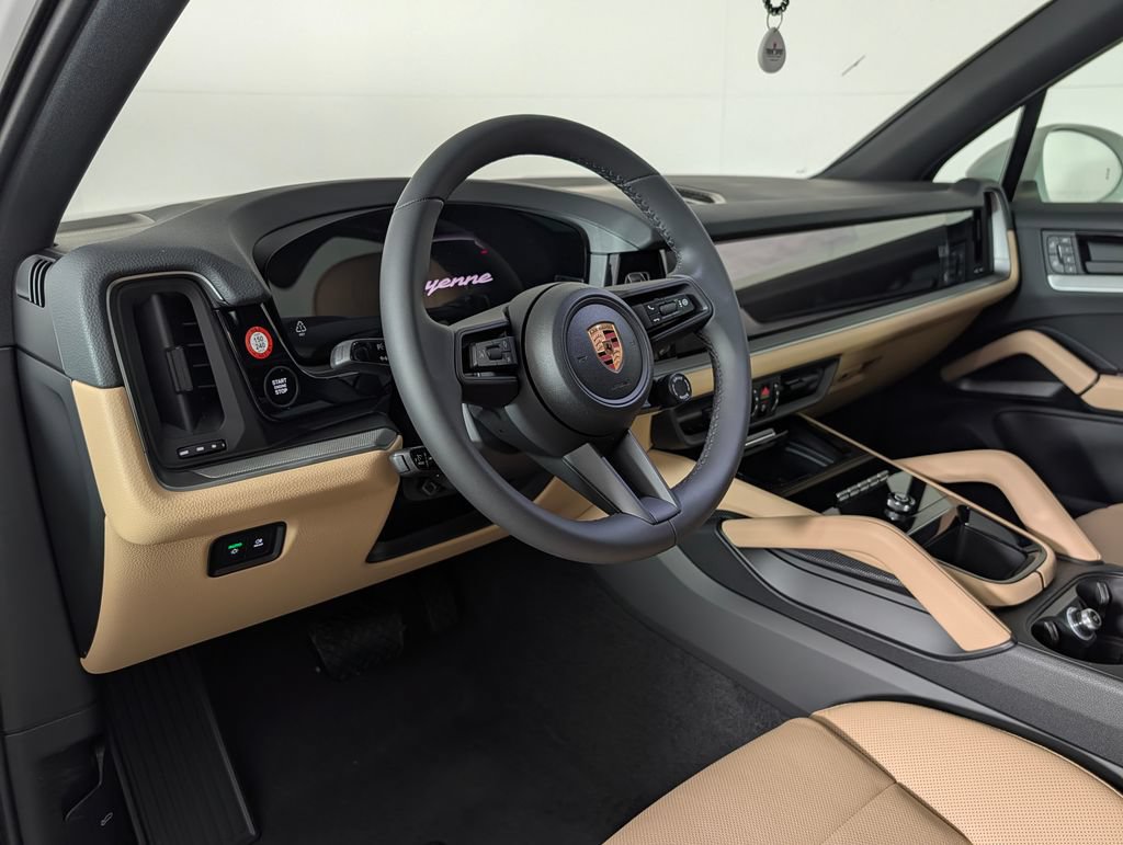 New 2026 Porsche Cayenne AWD/4WD image 4