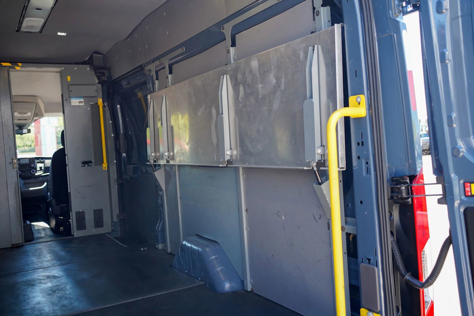 Used 2020 Ford Transit 250 148 High Roof Extended RWD image 20