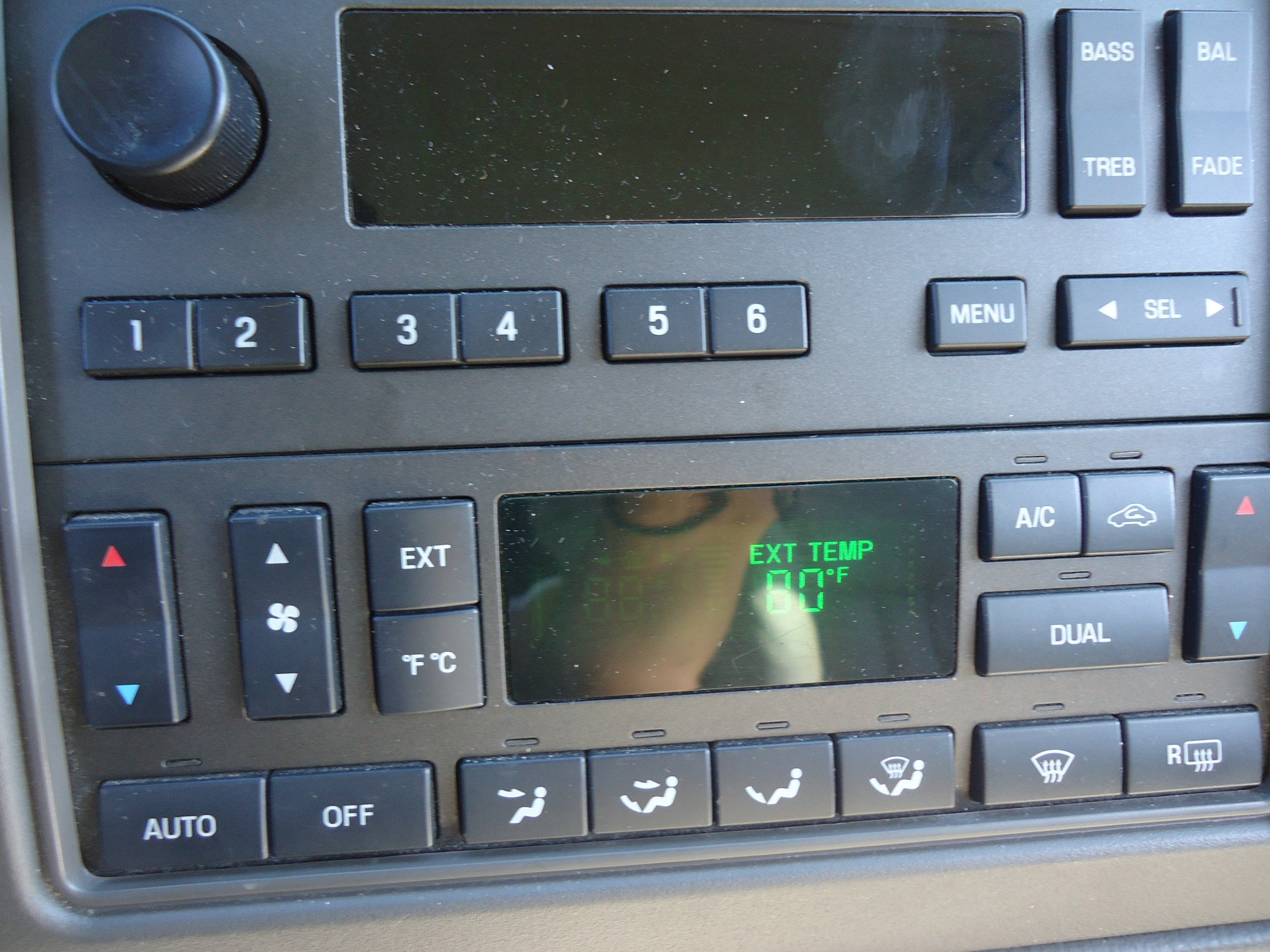 Used 2006 Lincoln Town Car Signature RWD image 17