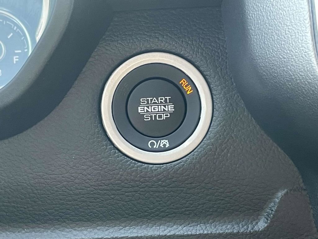 Used 2025 RAM 1500 Big Horn image 33