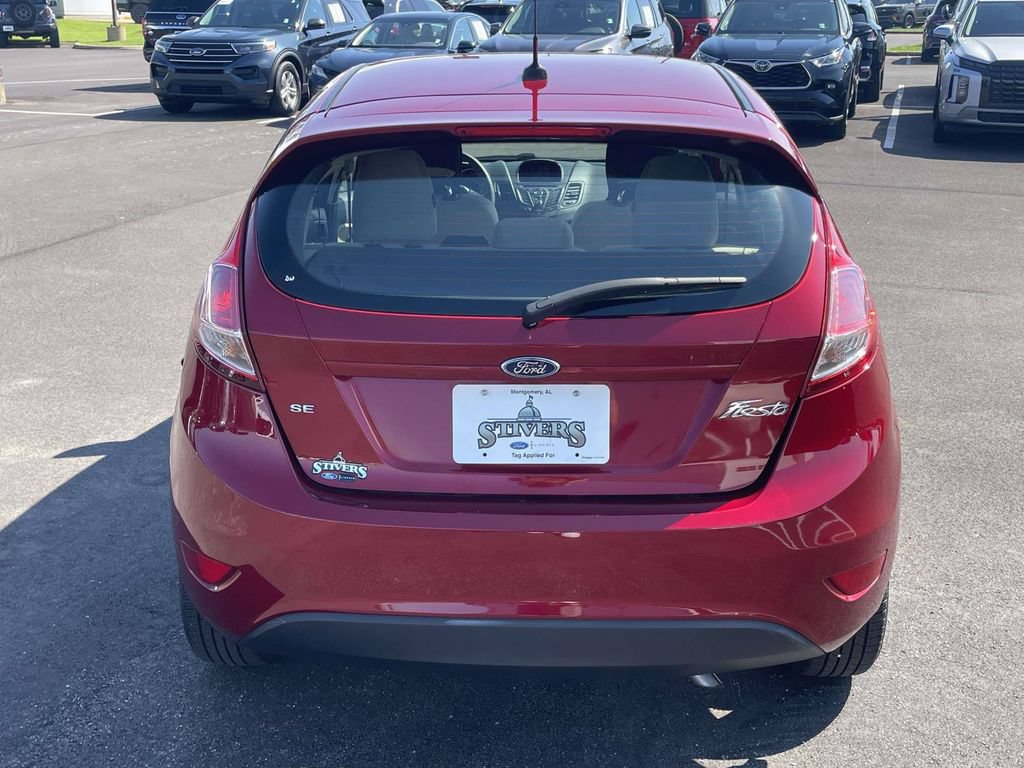 Used 2017 Ford Fiesta SE FWD image 4