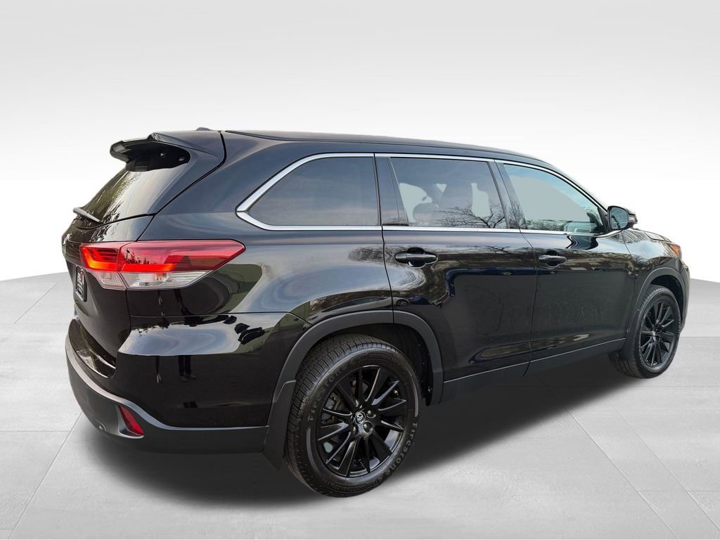Used 2019 Toyota Highlander SE AWD/4WD image 8
