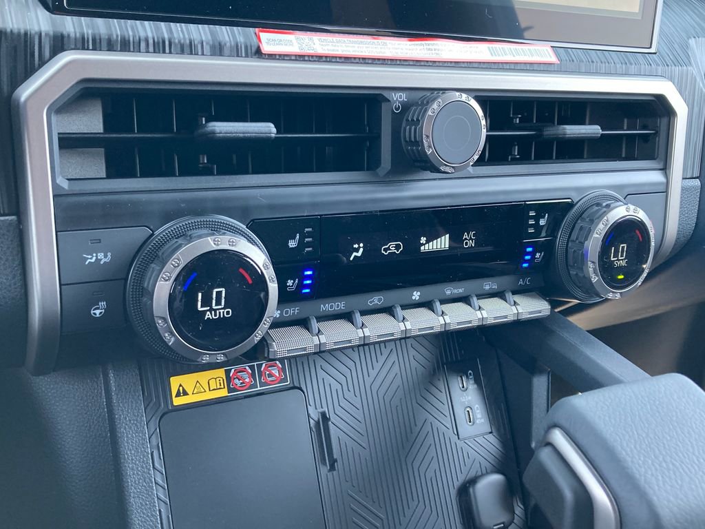 New 2026 Toyota 4Runner 4WD image 18