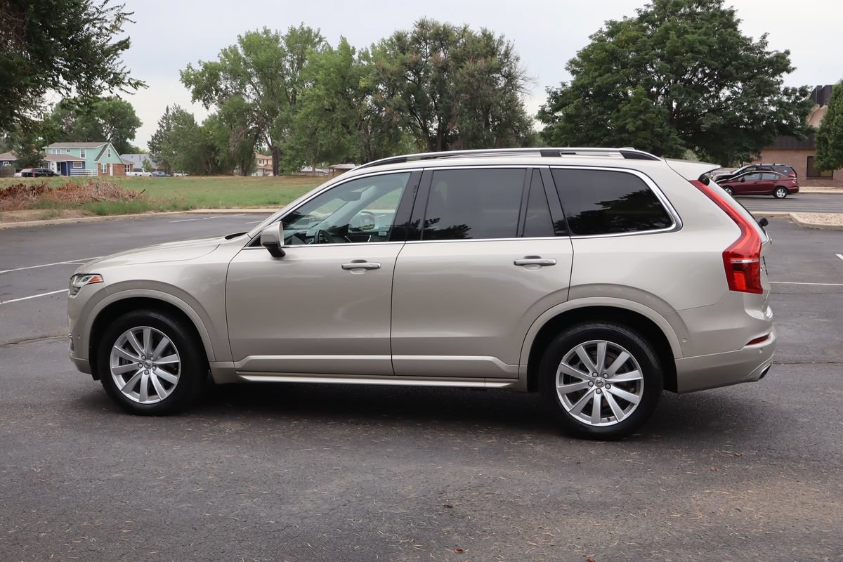 Used 2016 Volvo XC90 T6 Momentum w/ Momentum Plus Package AWD/4WD image 8