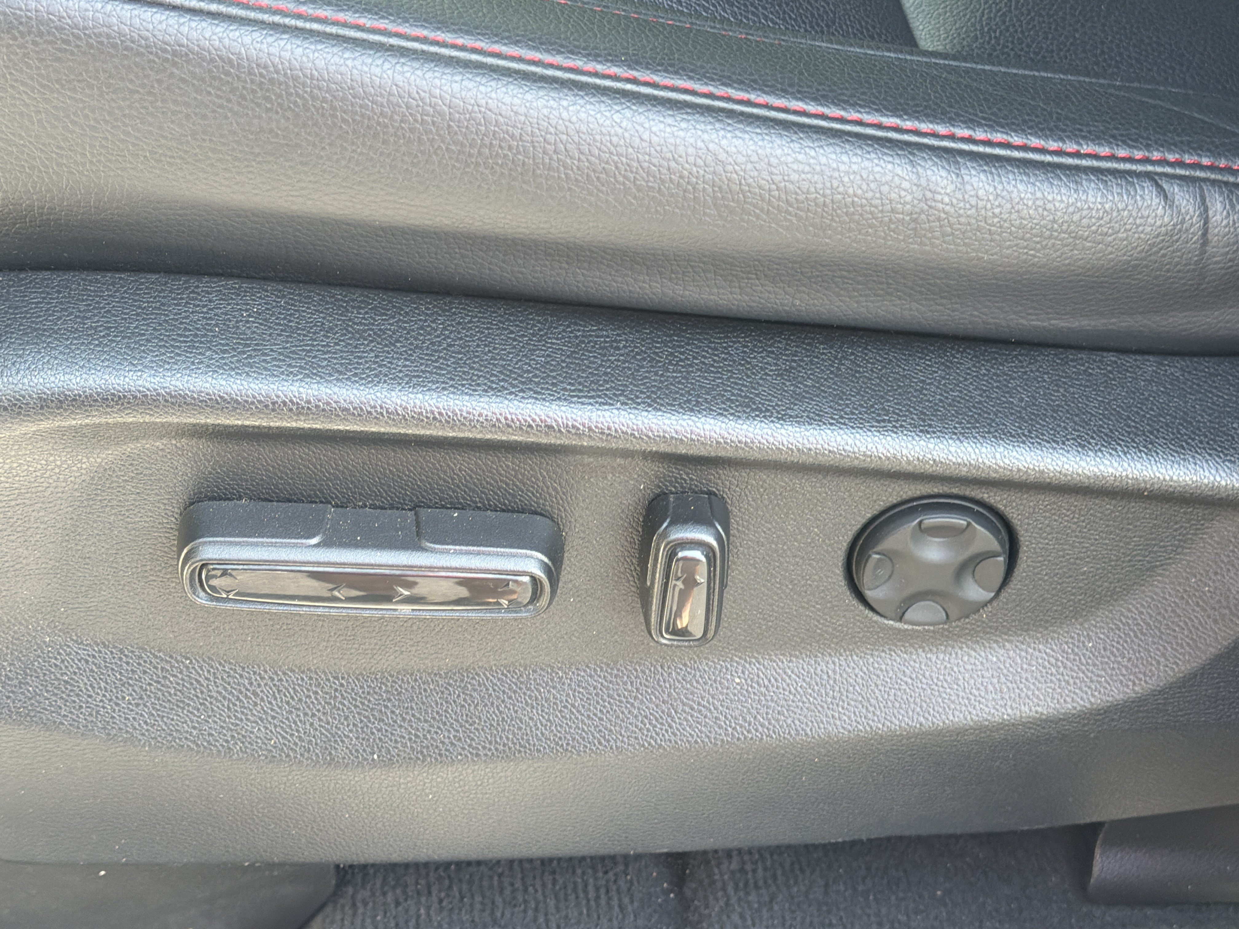 Certified 2024 Honda Odyssey Sport image 16