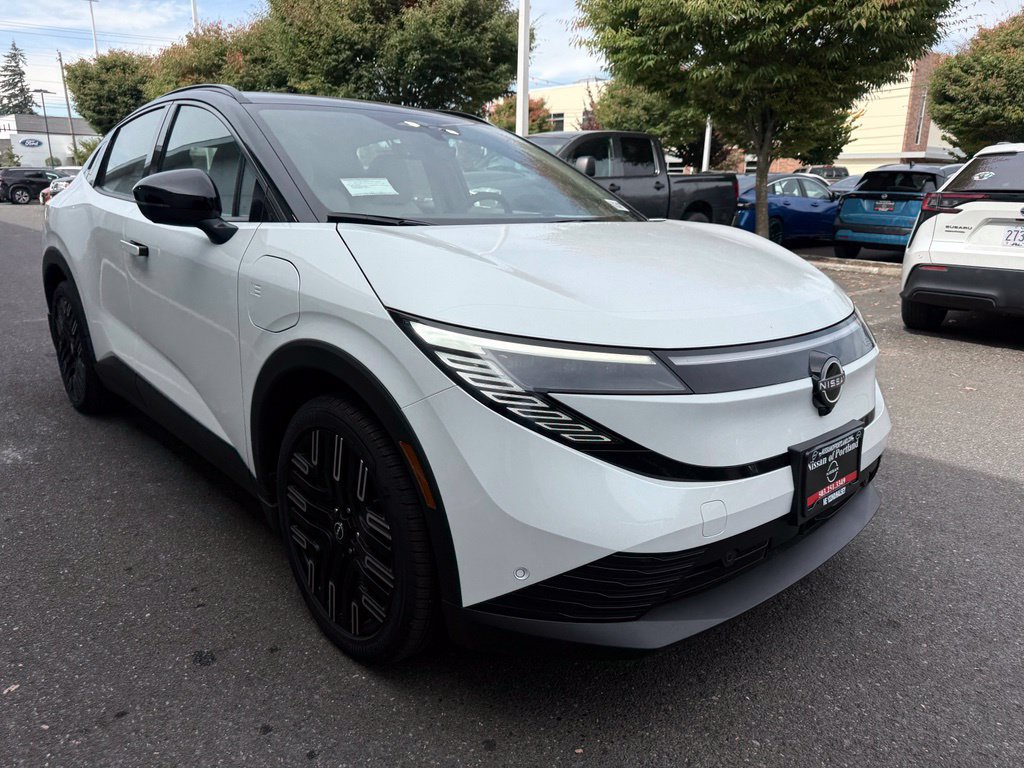 New 2026 Nissan Leaf Platinum+ w/ Cargo Package (Platinum+) FWD image 4