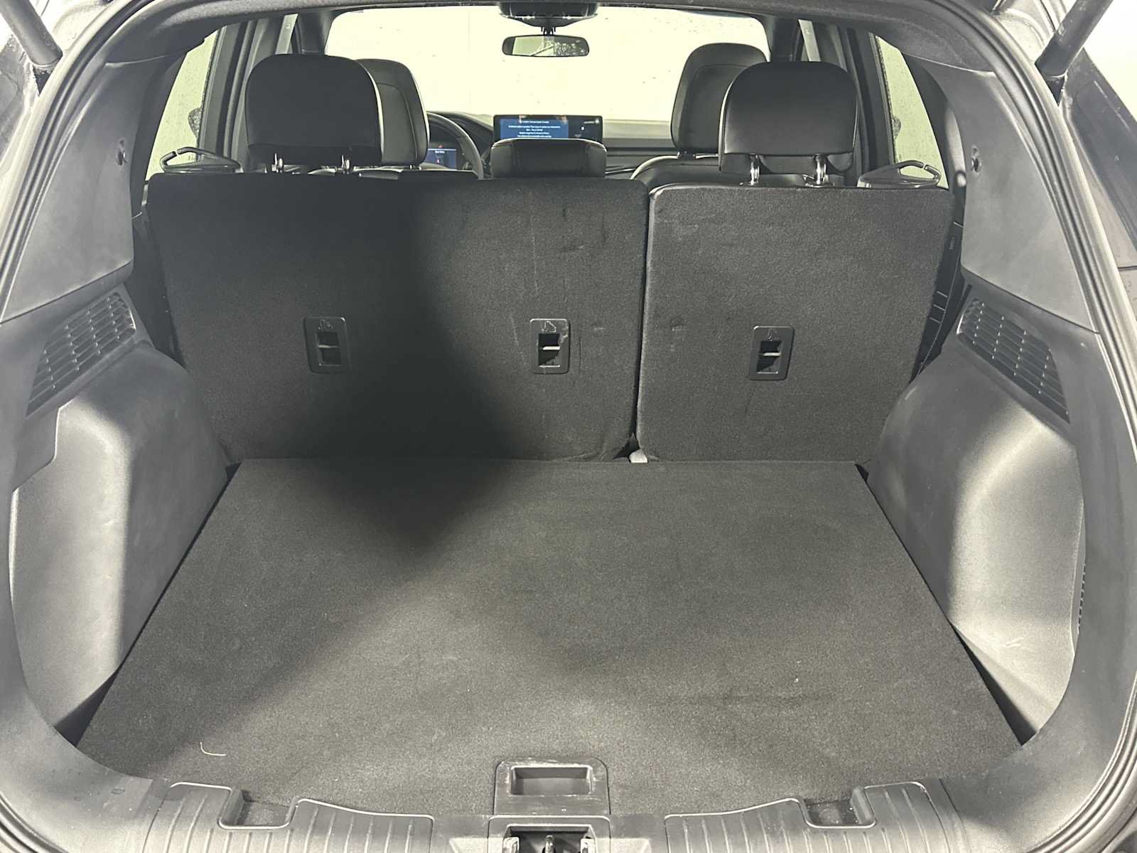 Used 2025 Ford Escape ST-Line w/ Tech Pack #1 FWD image 20