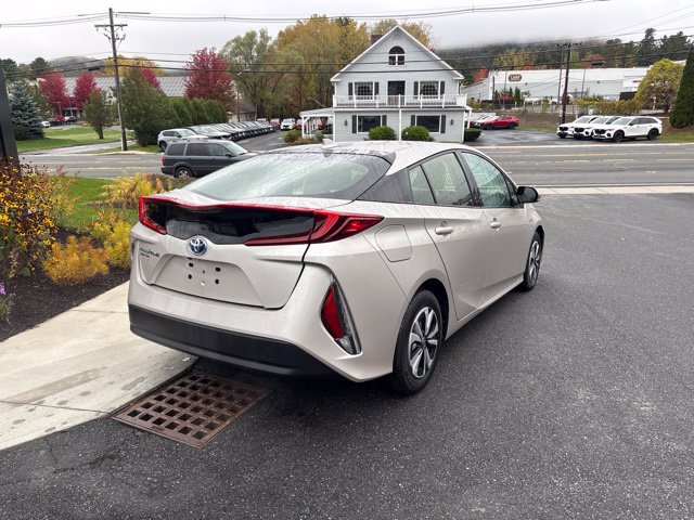 Used 2018 Toyota Prius Prime Premium w/ Carpet Mat Package FWD image 8