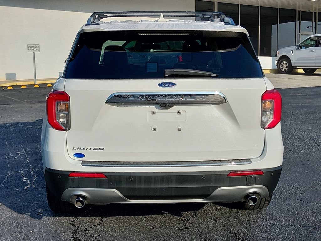 Used 2023 Ford Explorer Limited w/ Limited Technology Package RWD image 5