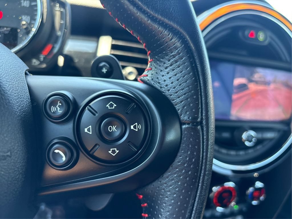 Used 2019 MINI Cooper S w/ Premium Package FWD image 37