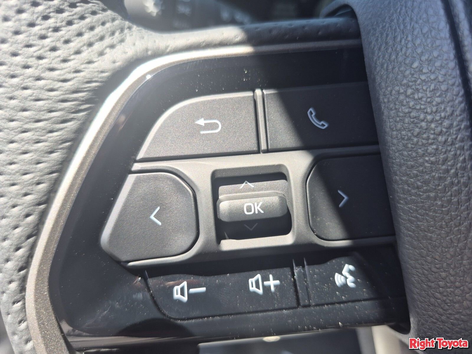 New 2026 Toyota Tundra Platinum AWD/4WD image 22