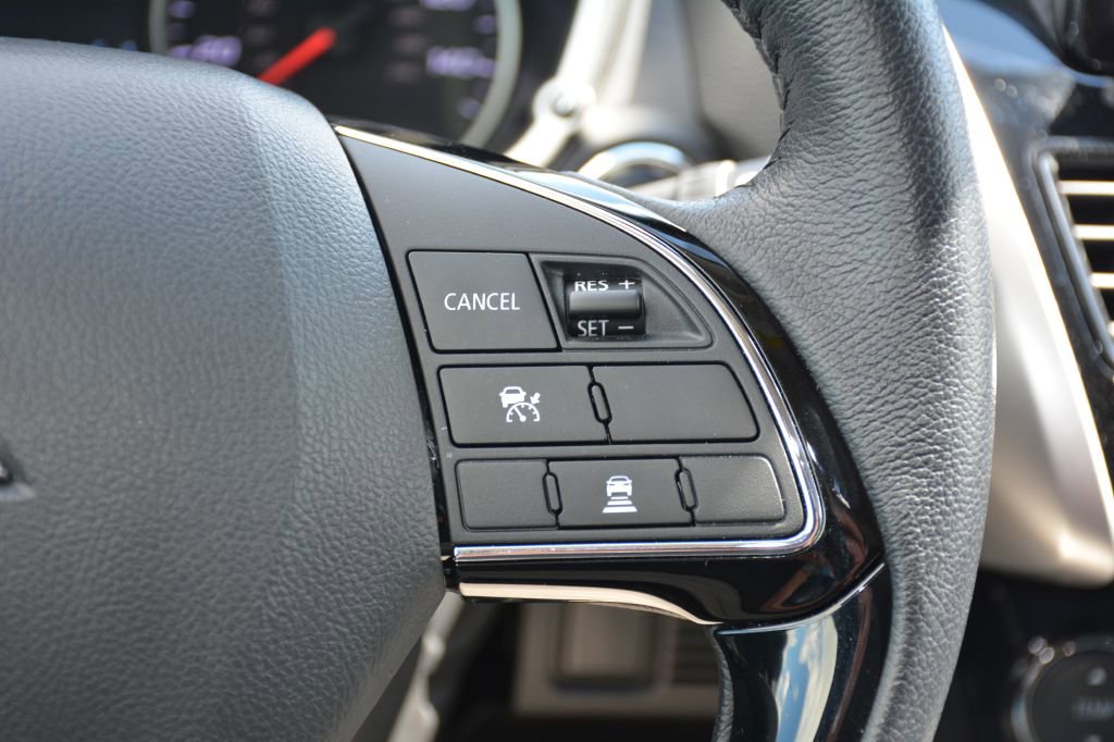 Used 2024 Mitsubishi Eclipse Cross SE image 19