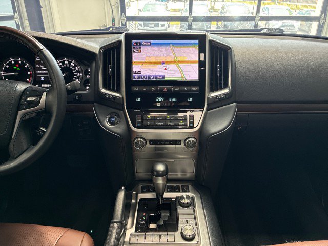 Used 2020 Toyota Land Cruiser AWD/4WD image 19