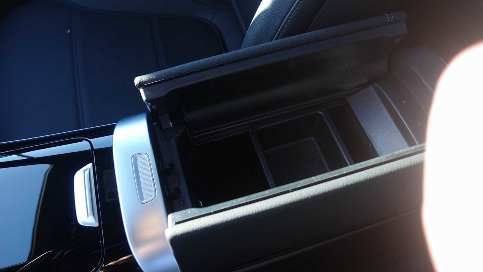 Used 2026 Mercedes-Benz GLC 300 4MATIC image 36