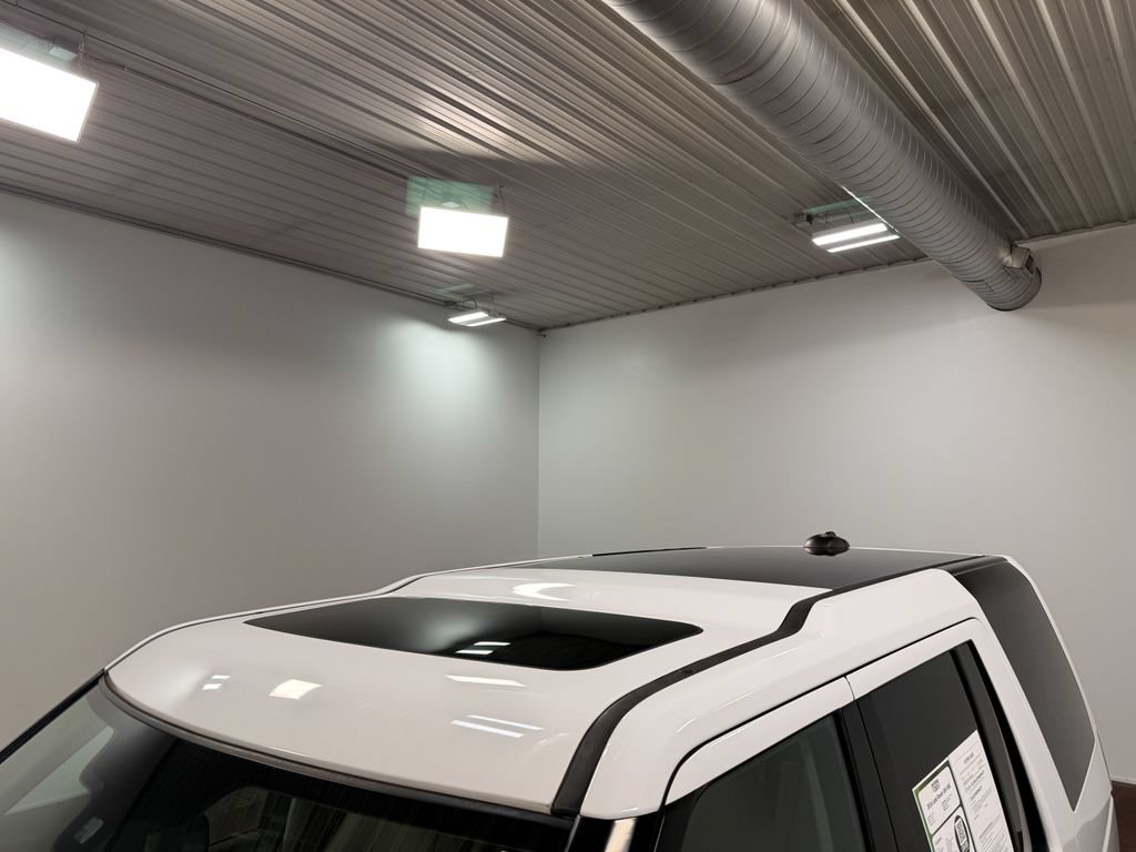 Used 2016 Land Rover LR4 HSE AWD/4WD image 42