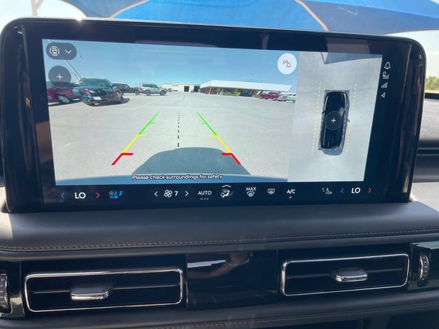Used 2025 Lincoln Aviator Reserve w/ Equipment Group 201A AWD/4WD image 14